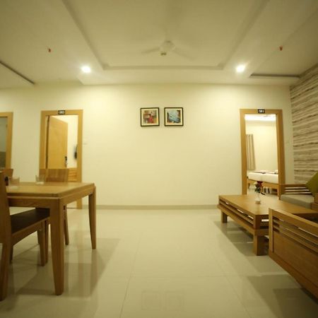 Mg Iris Hotel Tirupati Extérieur photo