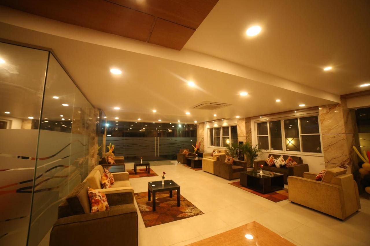 Mg Iris Hotel Tirupati Extérieur photo