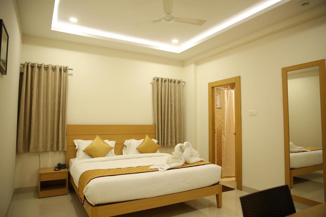 Mg Iris Hotel Tirupati Extérieur photo